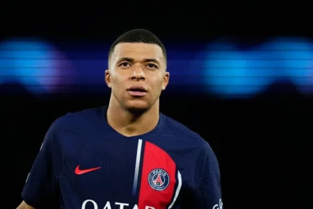 Kilian Mbappe mövsümün sonunda PSJ-dən ayrılacaq